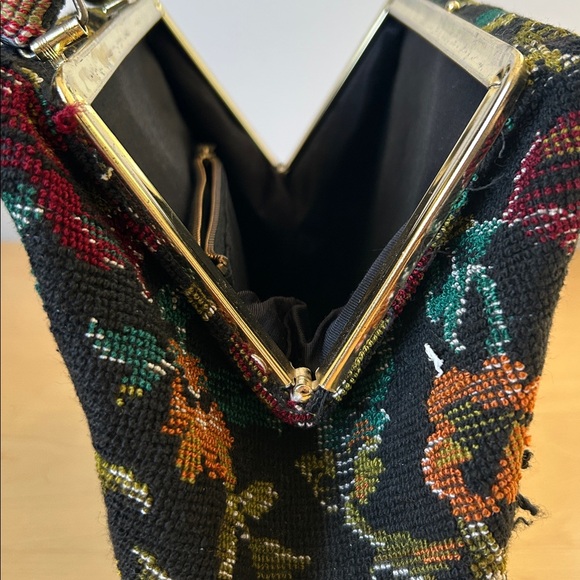 Vintage Floral Carpet Tapestry Needlepoint Purse - Picture 7 of 12